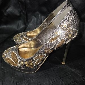 Celeste Sz 7 4" Heels